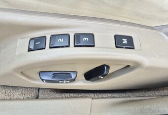 VOLVO S80 D4 120 KW 5-VÁLEC XENON NAVI MANUÁL  1MAJITEL - 10