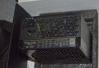 Fractal Design ION+ 760P plně modulární, tichý, PLATINUM - 10