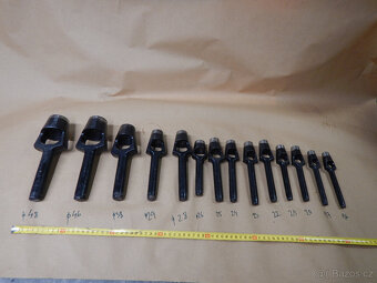 prodám  vybavení dílny - 10