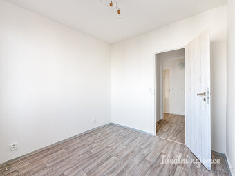 Pronájem bytu 3+1, Rajmonova, Kobylisy, 25900 Kč/měs, 67 m2 - 10