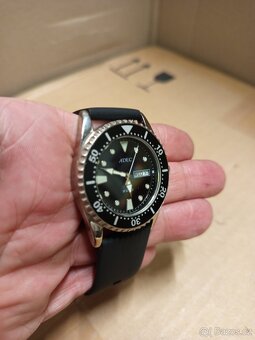 HODINKY ADEC (CITIZEN ) - 10