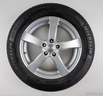 Ford Kuga - 17" alu kola - Zimní pneu - 10