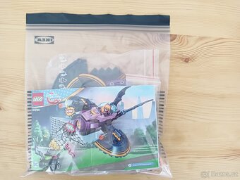 Lego 41230 - DC Super Hero Girls - Batgirl Batjet Chase - 10