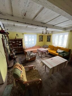 Prodej rodinného domu Pěkov č.p. 20 s výměrou pozemků 2336m2 - 10