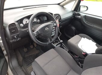 Opel Zafira 2.0DTI - 10