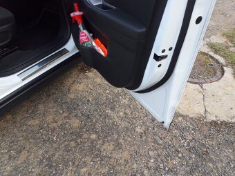 Chevrolet Orlando - 10