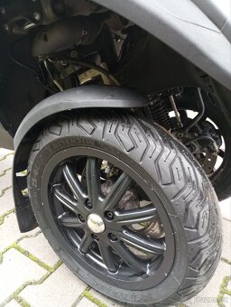Prodám Piaggio MP3 500 - 10