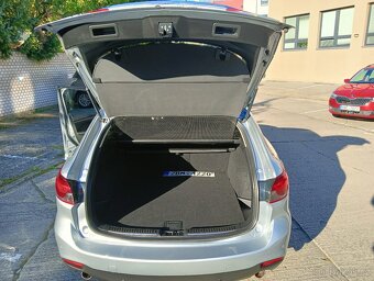 Mazda 6 combi 2,0i Revolution - 10