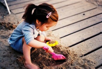 Nikon FG-20 + Tokina 28mm f/2.8 + Tokina 70-210 - 10