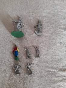 CÍNOVÍ VOJÁČCI - cínové figurky - - 10