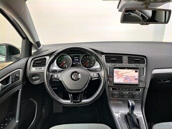 VW E-GOLF 85KW, 24kWh, 2015,VYHŘ.SKLO,KEYLESS,MRTVY UHEL,STK - 10