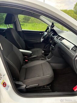 SKODA RAPID 1.6 TDI SPACEBACK - 10