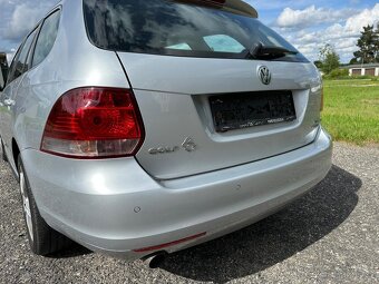 VOLKSWAGEN GOLF 1,6 TDI 77kW - 10