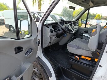 Opel Movano Master 2.5 CDTi 6míst klima 107kw - 10