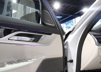 BMW Řada 7 730d xDrive M Sport Nadstandar nafta automat - 10