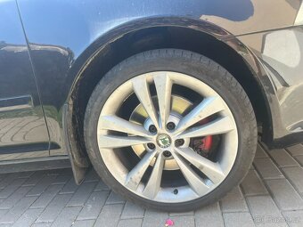 Škoda Octavia 2 RS 2.0 tdi 125kW - 10