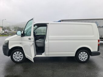 VW TRANSPORTER T5 2.0 TDi 62-KW 3-MÍSTA 129TKM TOP - 10