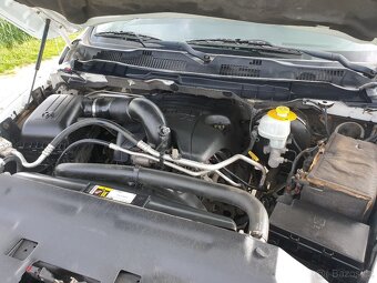 Dodge RAM 1500 Sport 5.7 V8 HEMI 4x4 Vzduch. podvozek - 10