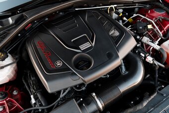 Alfa Romeo Giulia Veloce Ti Sport Q4 - 10