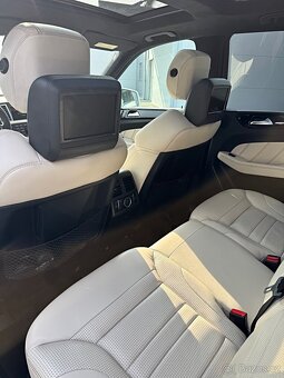 Mercedes ML 63 AMG - 10
