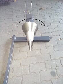 Traktorová kuželová štípačka na dřevo za traktor - 10