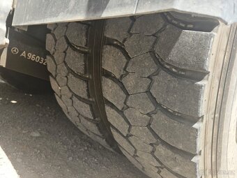 Tahač návěsů Mercedes Benz 26510 - 10