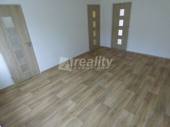 Pronájem bytu 2+1 s balkonem, Náměšť nad Oslavou - 10