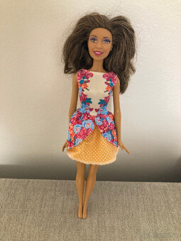 Barbie Mattel různé +šaty - 10