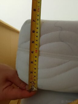Prodám rozkládací postel pro 3 z masivu + 2 matrace - 10