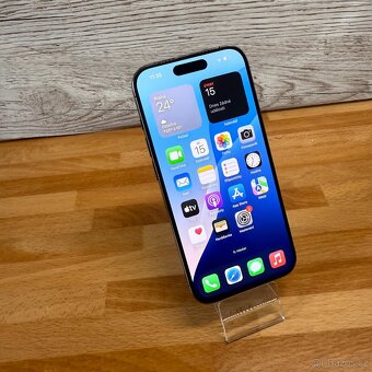 iPhone 15 Pro 256GB, modrý Titan, eSIM (rok záruka) - 10