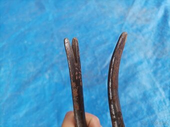 Staré kleště, značené - 10