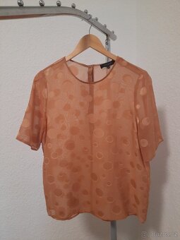 Prodám dámské oblečení vel.38-40, každý kus za 100,-Kč - 10