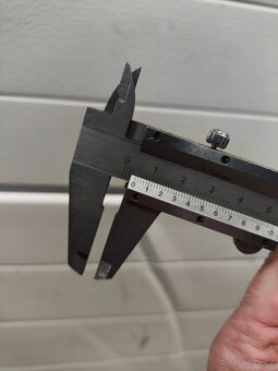 Prodám dvourozměrné pneu. R19 - 10