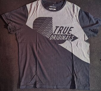 Trička a mikiny XL + XXL. - 10