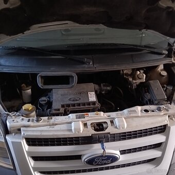 FORD TRANSIT 2,2 tdci 9míst - 10