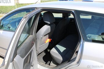 Ford Focus 1,6i 74KW, KLIMATIZACE, ČR, r.v. 2006 - 10