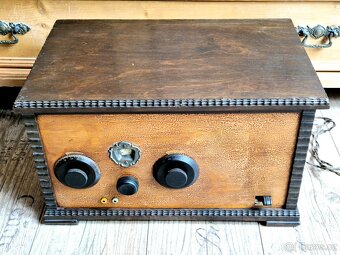 Velké rádio, truhlička, 20 léta, 3 lampovka, Německo - 10