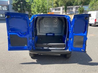 Fiat Fiorino Van 1.4i + CNG 57kW Base Klima ČR DPH 1.majitel - 10