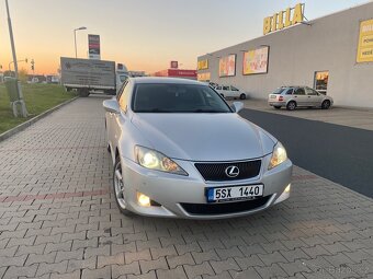 Lexus is220d 2007 - 10