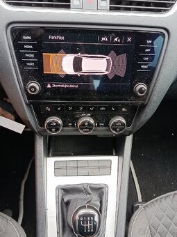 ŠKODA OCTAVIA - 10