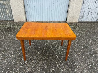 Rozkládací stůl Ton - 10