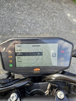 KTM 890 DUKE BLACK EDITION - 10