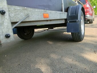 Prodám přívěsný vozík VEZEKO BRONTO 1600 kg – top stav, STK - 10