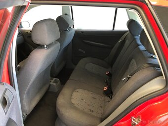 ŠKODA FABIA 1.4 MPI COMBI - 10