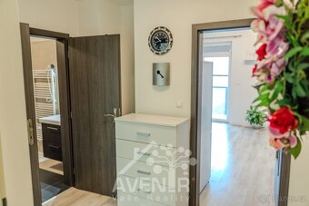 Prodej bytu 1+kk, 53 m2 včetně terasy + garážové stání Mlad - 10