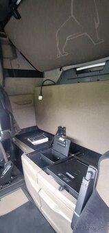 MAN TGX 510 lowdeck - 10