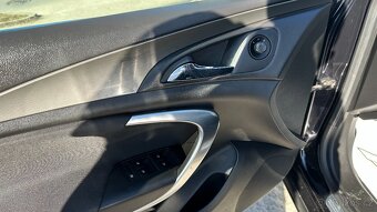 Opel Insignia 1.8i 103kW ALU,NAVI,PDC - 10