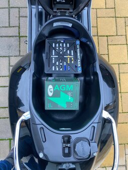 Piaggio Vespa GTS 125 Super Sport Top - 10