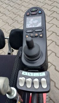 Elektrický invalidní vozík Permobil C500 - 10
