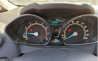 Ford Fiesta 1,0 rok 2013 72.000 km facelift - 10